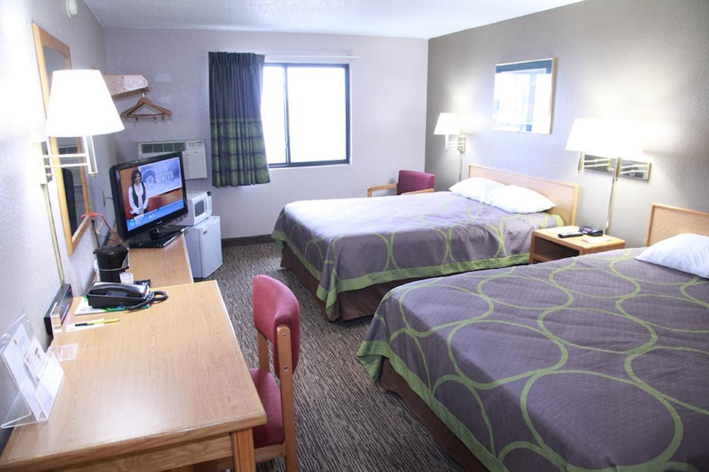 Super 8 By Wyndham Jamestown Kamer foto